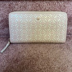 Tory Burch Blush Continental Wallet